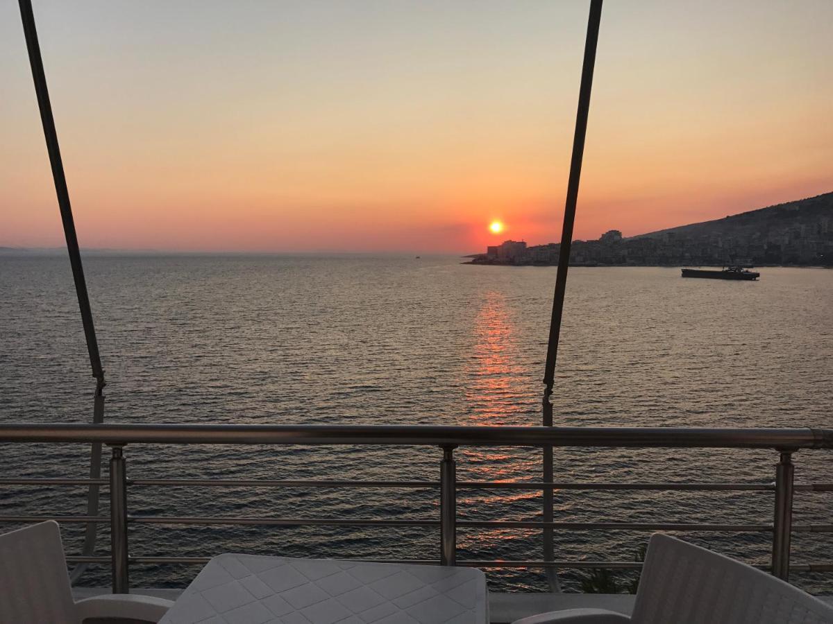 Seaside View Apartment Sarandë エクステリア 写真